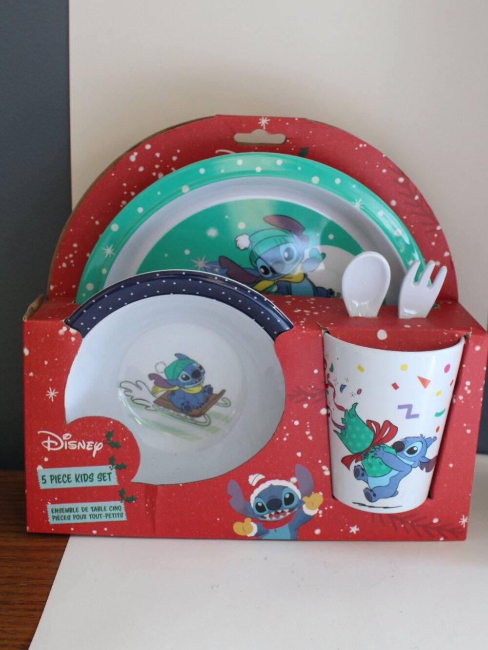 Disney Stitch 5 Piece Kids Christmas Winter Dinner Set